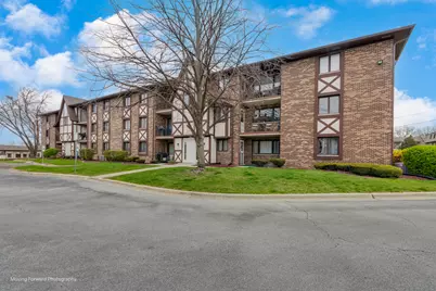 10504 Ridge Cove Drive #33D, Chicago Ridge, IL 60415 - Photo 1