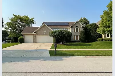 450 Foxford Drive, Buffalo Grove, IL 60089 - Photo 1