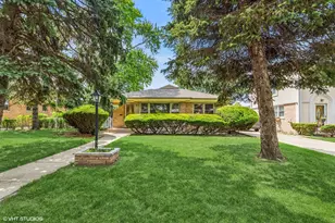 4547 Howard St, Skokie, IL 60076 - Photo 1