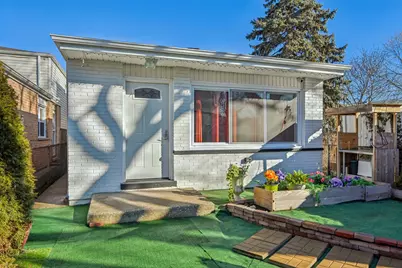 2102 W Ohio Street, Chicago, IL 60612 - Photo 1