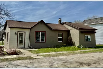 130 S Iowa Avenue, Ladd, IL 61329 - Photo 1