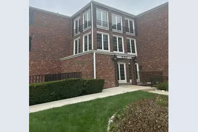 520 Biesterfield Road #112, Elk Grove Village, IL 60007 - Photo 1