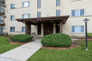 445 S Cleveland Ave, Arlington Heights, IL 60005 - Photo 1