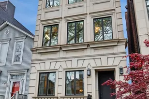 1718 N Mohawk St, Chicago, IL 60614 - Photo 1