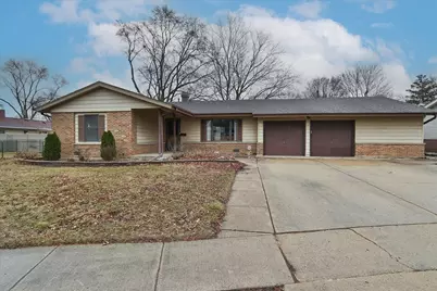 581 Dogwood Trail, Elk Grove Village, IL 60007 - Photo 1