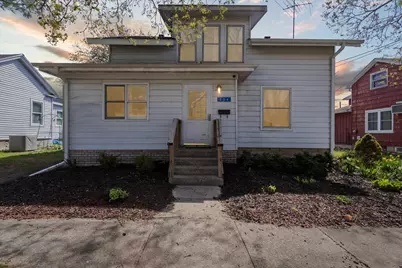 204 S Jackson Avenue, Polo, IL 61064 - Photo 1