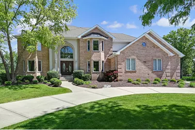 909 Prairie Ridge Court, Burr Ridge, IL 60527 - Photo 1