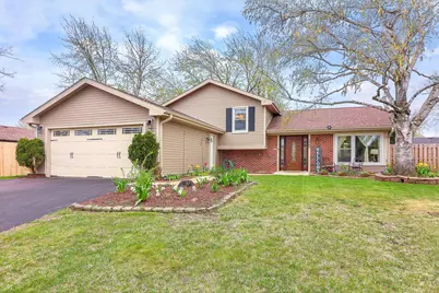 225 Lincolnshire Court, Bolingbrook, IL 60440 - Photo 1