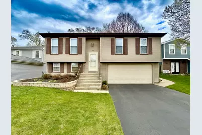 765 Woodside Drive, Roselle, IL 60172 - Photo 1