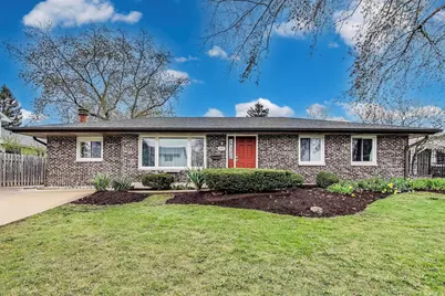 609 S Cedarcrest Drive, Schaumburg, IL 60193 - Photo 1