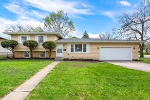 17516 Maple Ave, Lansing, IL 60438 - Photo 1