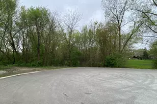 8606 S 84th Ave, Hickory Hills, IL 60457 - Photo 1