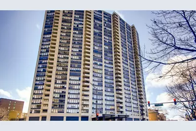 3930 N Pine Grove Avenue #814, Chicago, IL 60613 - Photo 1