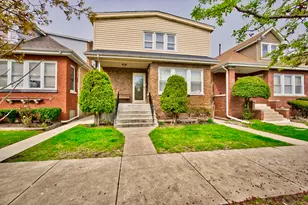 2534 N Rutherford Ave, Chicago, IL 60707 - Photo 1