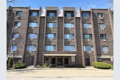 4624 N Commons Drive #403, Chicago, IL 60656 - Photo 1