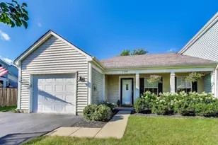 1340 Spalding Dr, Mundelein, IL 60060 - Photo 1