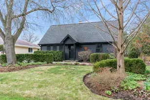 5802 Tennessee Ave, Clarendon Hills, IL 60514 - Photo 1