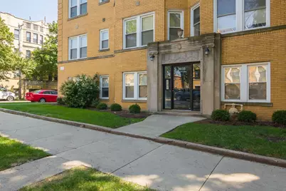 2035 W Arthur Avenue #1E, Chicago, IL 60645 - Photo 1