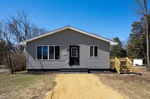 6529 42nd St, Rockford, IL 61109 - Photo 1