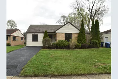 813 S Wolf Road, Des Plaines, IL 60016 - Photo 1