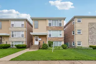 6851 W Gunnison St, Harwood Heights, IL 60706 - Photo 1