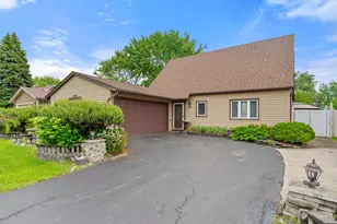 17475 Eastgate Dr, Country Club Hills, IL 60478 - Photo 1