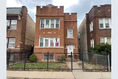 6425 N Oakley Avenue, Chicago, IL 60645 - Photo 1