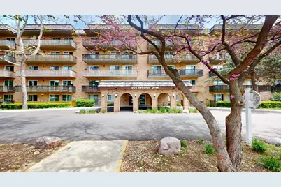 505 Redondo Drive #206, Downers Grove, IL 60516 - Photo 1