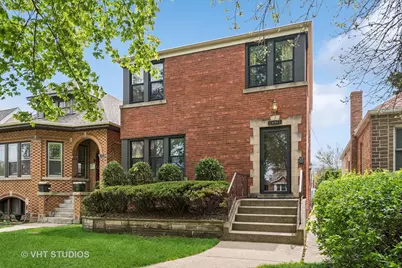 4849 W Catalpa Avenue, Chicago, IL 60630 - Photo 1