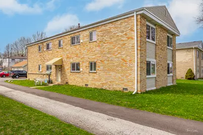 410 N 3rd Avenue #3, Des Plaines, IL 60016 - Photo 1