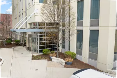 720 N Larrabee Street #701, Chicago, IL 60654 - Photo 1