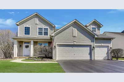 325 Tanager Lane, Lindenhurst, IL 60046 - Photo 1