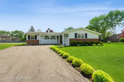 328 Pinecroft Drive, Roselle, IL 60172 - Photo 1