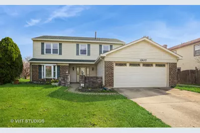 1907 Chippendale Lane, Glendale Heights, IL 60139 - Photo 1