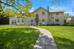 1010 Hawthorne Ln, Geneva, IL 60134 - Photo 1