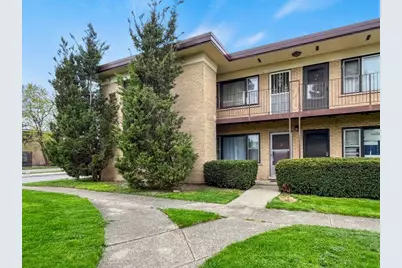 34 King Arthur Court #2, Northlake, IL 60164 - Photo 1