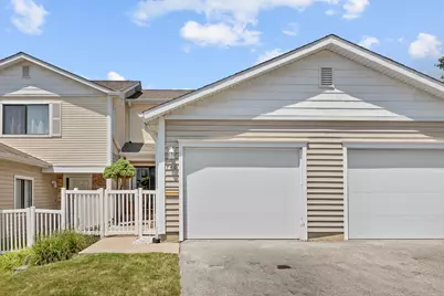 740 Lakeview Point, Schaumburg, IL 60194 - Photo 1