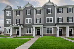 4513 Chelsea Mnr Cir, Aurora, IL 60504 - Photo 1