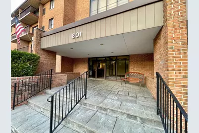 801 79th Street #307, Darien, IL 60561 - Photo 1