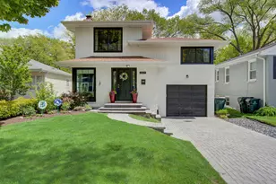 627 Beaver Rd, Glenview, IL 60025 - Photo 1