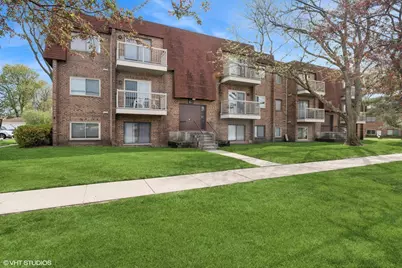 603 W Central Road #C5, Mount Prospect, IL 60056 - Photo 1