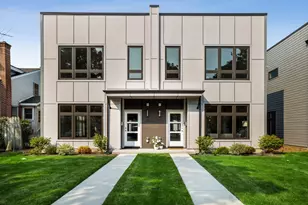 1122 Pitner Ave, Evanston, IL 60202 - Photo 1