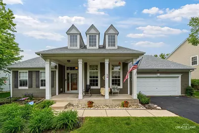 316 Weymouth Avenue, Elgin, IL 60124 - Photo 1