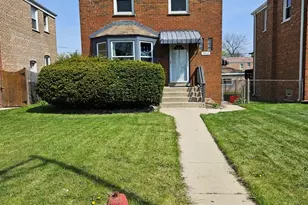3925 Gladys Ave, Bellwood, IL 60104 - Photo 1
