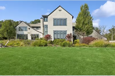 300 E Blodgett Avenue, Lake Bluff, IL 60044 - Photo 1