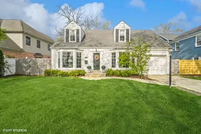 1052 Briarwood Lane, Northbrook, IL 60062 - Photo 1