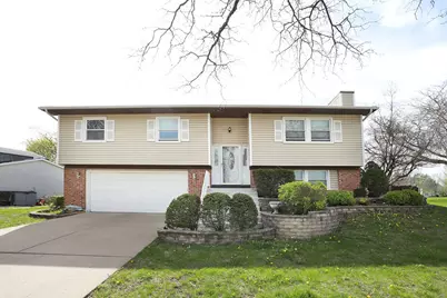 4624 Thornbark Drive, Hoffman Estates, IL 60192 - Photo 1