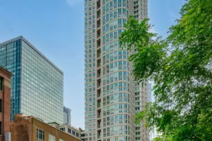 345 N La Salle Dr, Chicago, IL 60654 - Photo 1