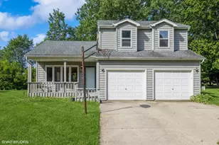 308 Liberty Ln, Woodstock, IL 60098 - Photo 1