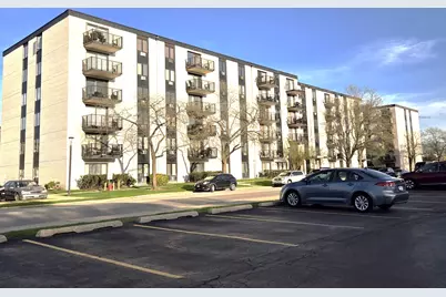9701 N Dee Road #2G, Niles, IL 60714 - Photo 1